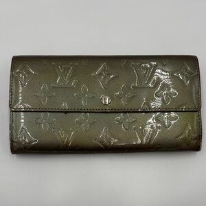 Louis Vuitton Vernis Monogram Leather Wallet